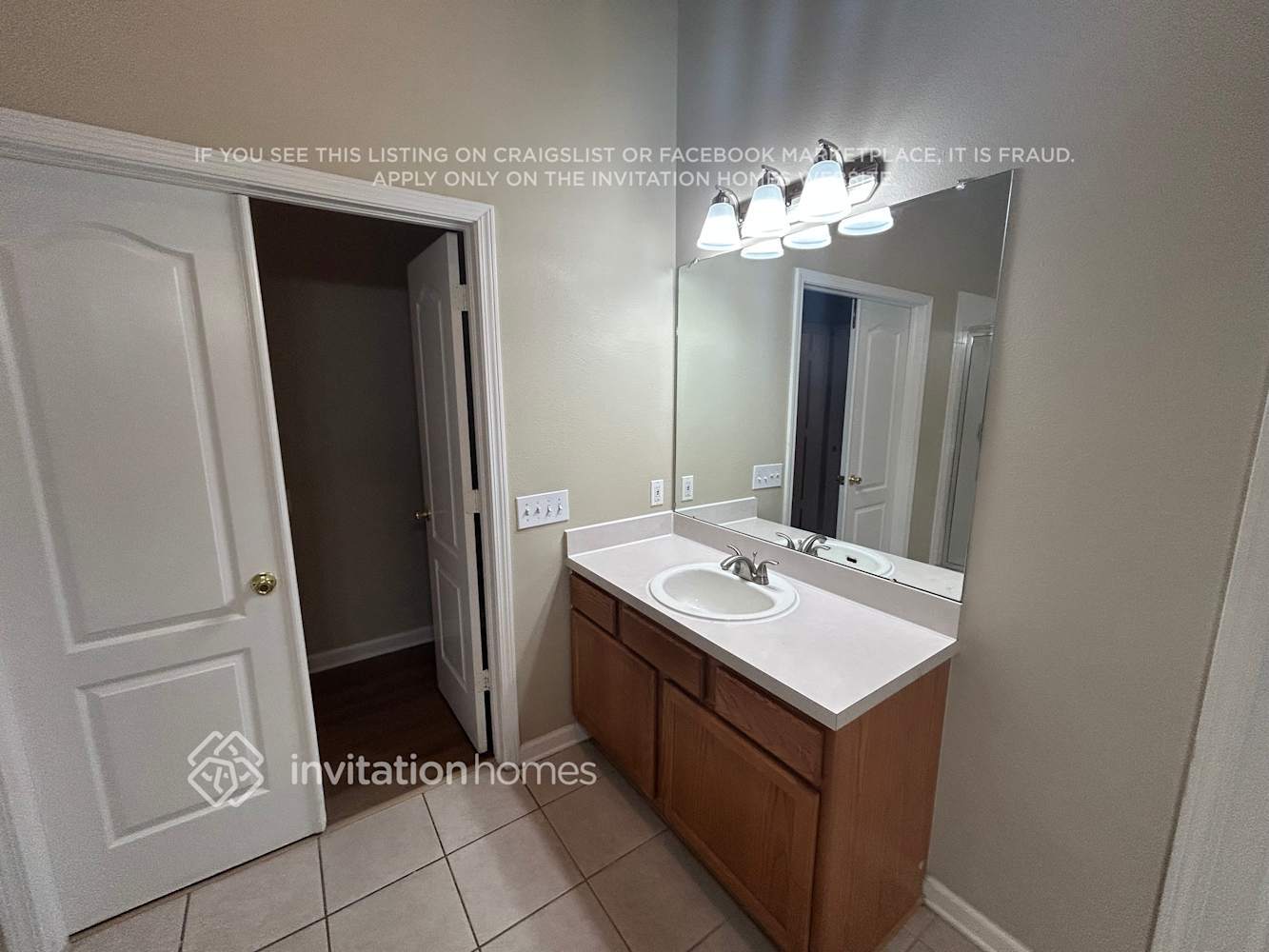 Building Photo - 11632 Tropical Isle Ln