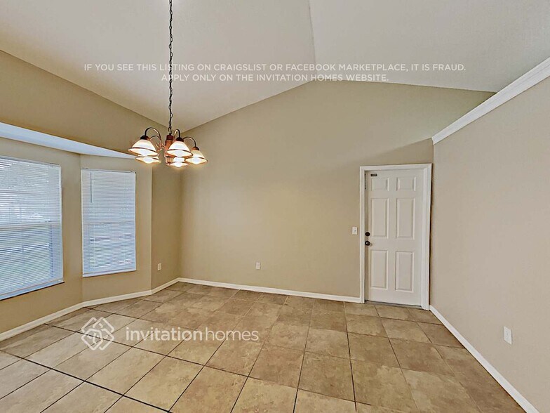 Building Photo - 17530 Virginia Cir