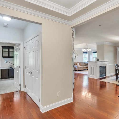 Building Photo - 10400 Rosegate Ct