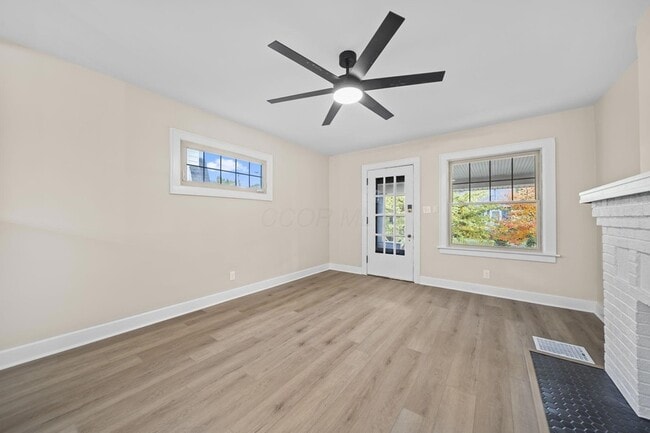 Building Photo - 263 Crestview Rd