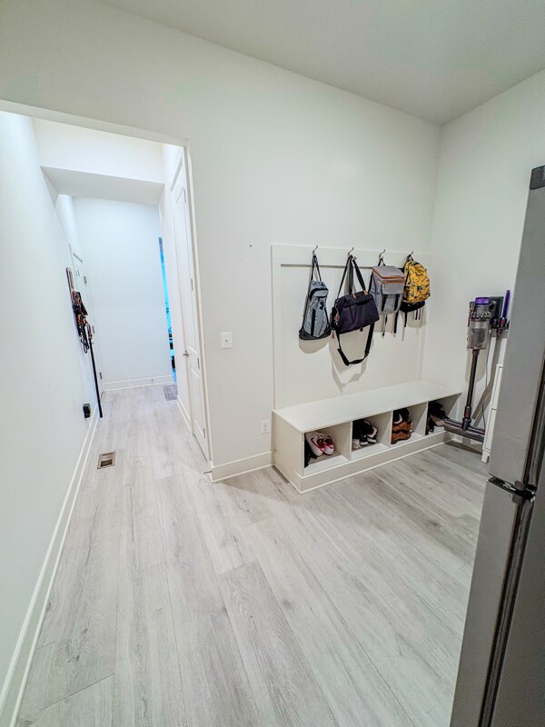 Building Photo - 24353 White Elm Pl