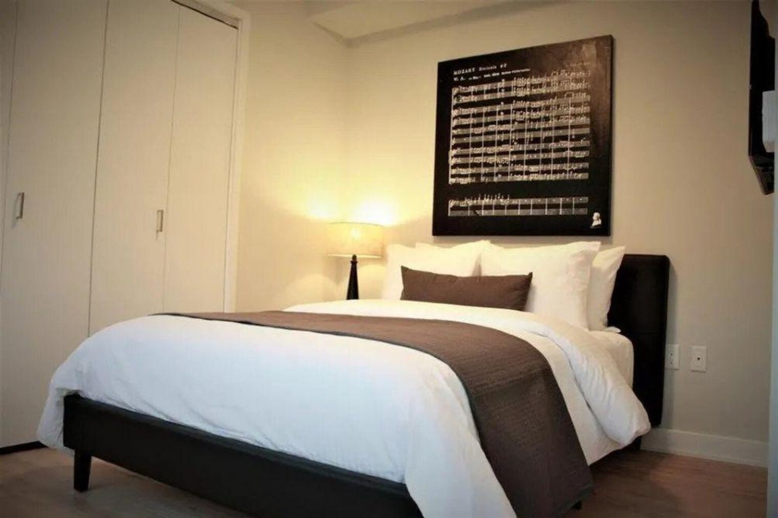 Building Photo - 232 7th Ave