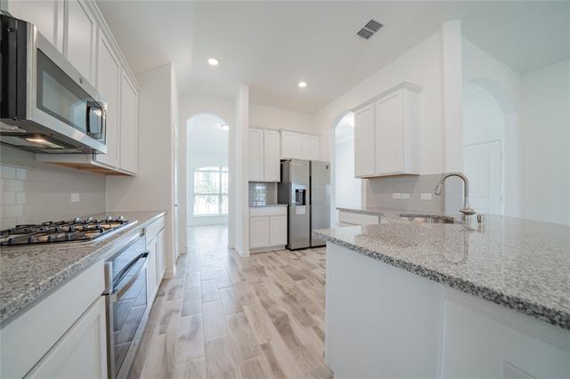Building Photo - 14817 Equine Trail
