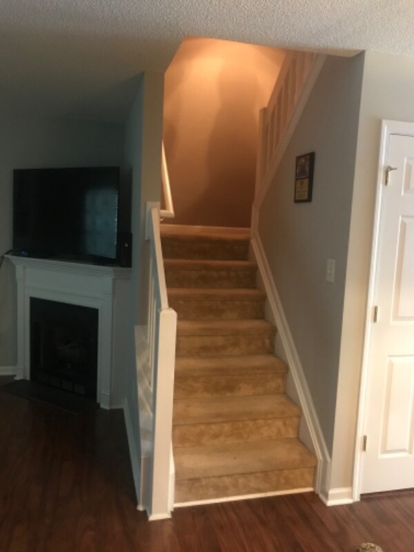 Building Photo - 10852 Holly Ridge Blvd