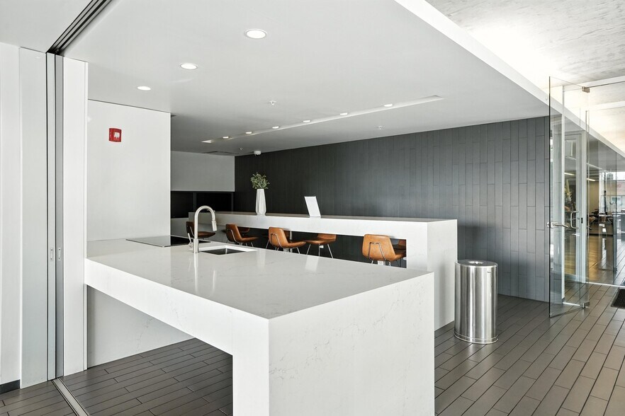 Building Photo - 1335 S Wabash Ave