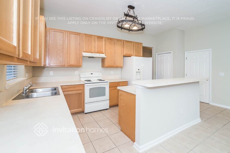 Building Photo - 2144 Geneve St
