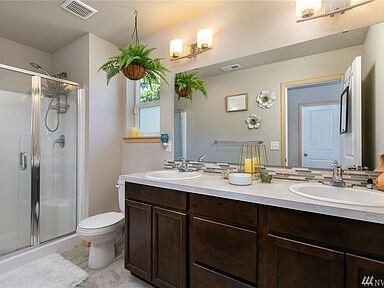 Building Photo - 2531 Jacaranda Ave