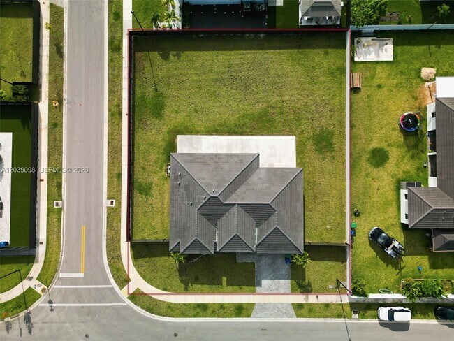 Building Photo - 29071 SW 171st Ave