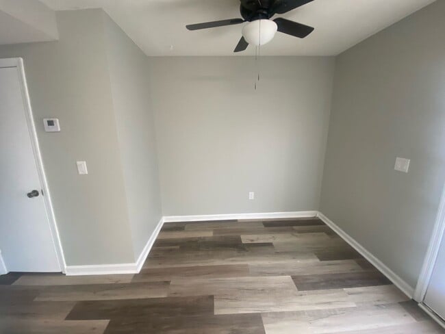 Building Photo - 940-802 Glenn Street, West Columbia, SC 29169