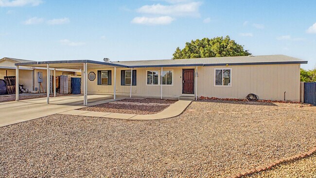Building Photo - 8601 N 103rd Ave