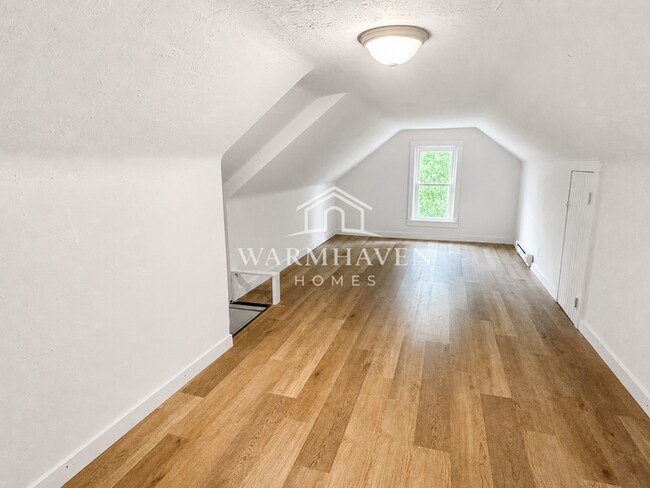 Building Photo - 801 Storer Ave
