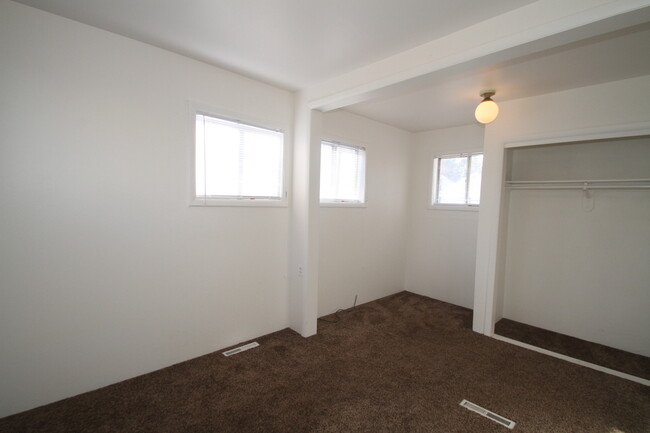 Building Photo - 1 Bed / 1 Bath Home in Idaho Falls