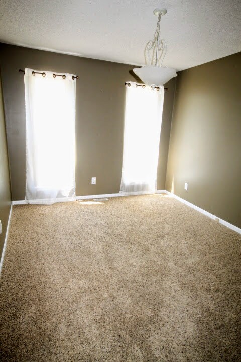 Dining Room, Main Floor - 9505 NW 86th Ter