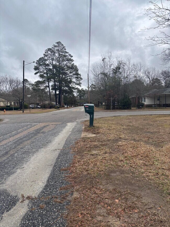 Building Photo - 232 Pinckney St