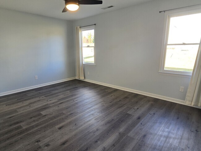 Building Photo - 3533 Cedar Post Rd