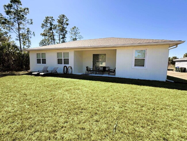 Building Photo - Great turn key rental in North Port!