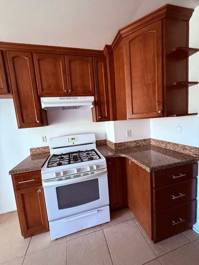 Building Photo - Long term Condo