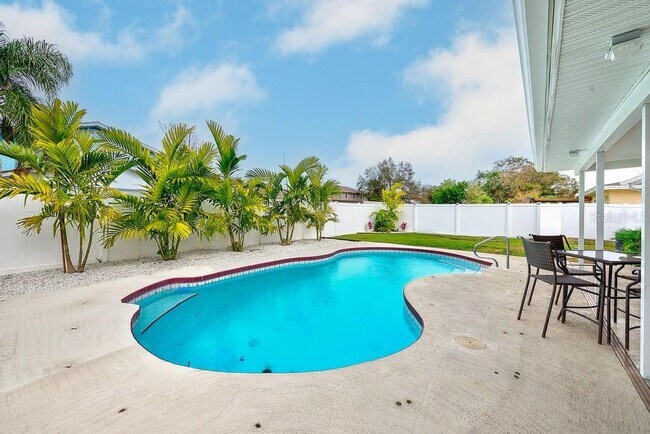 Building Photo - 2589 Sunny Breeze Ave