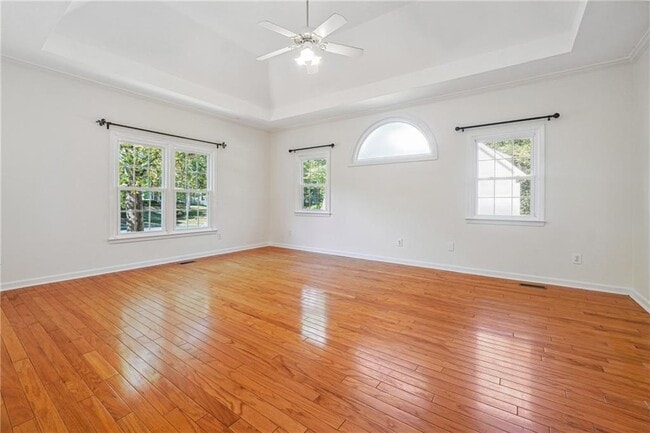 Building Photo - 2335 Corbett Ct