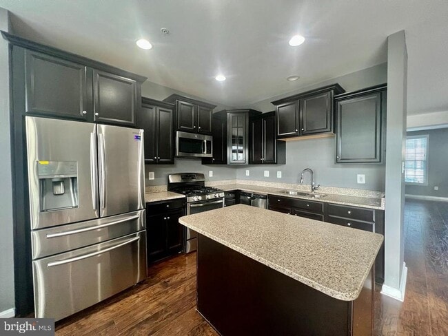 Building Photo - 1155 Carinoso Cir