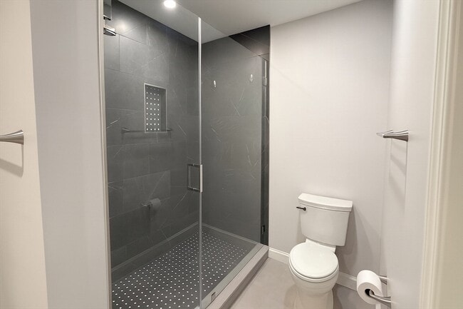 Building Photo - 38 Village Rd