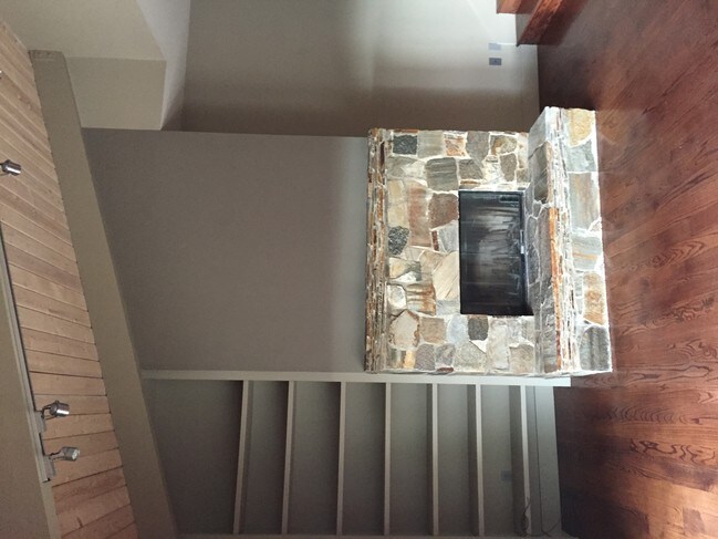 Building Photo - 17389 Gehricke Rd