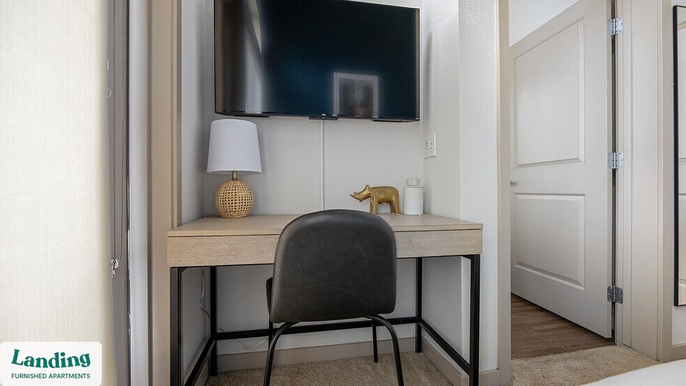 Building Photo - 1550 N Raleigh St