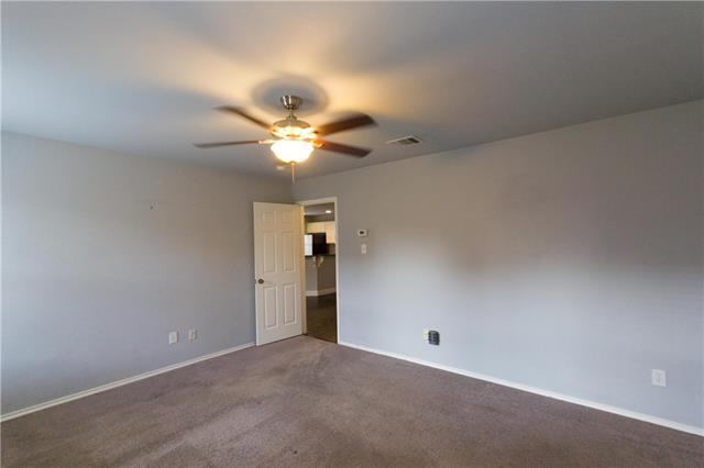 Building Photo - 9913 Summer Sweet Dr