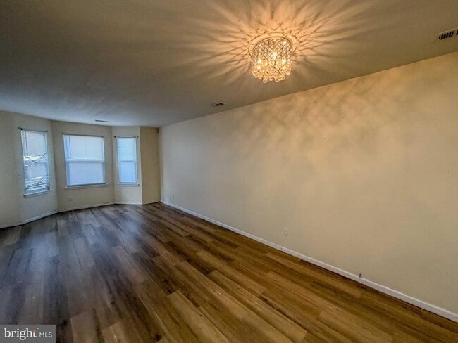 Building Photo - 38 Hopewell Ln