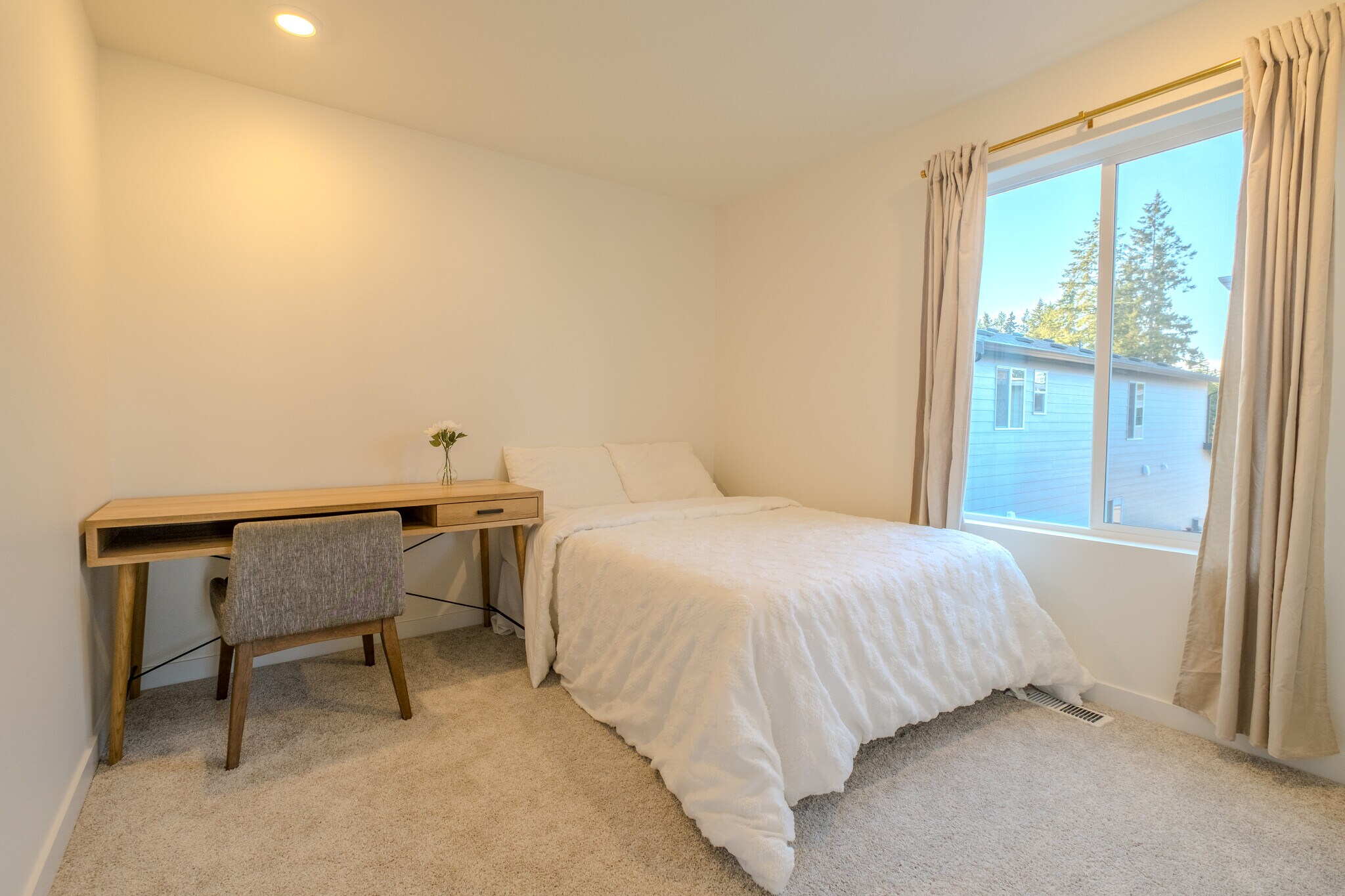 Private Bedroom - 26505 177th Pl SE