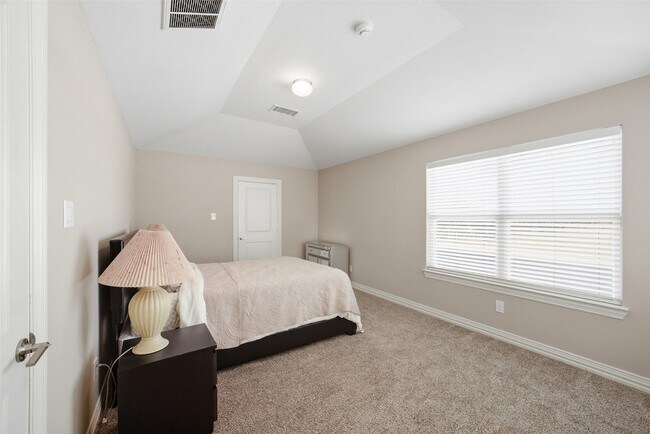 Building Photo - 13428 Preston Cliff Ct