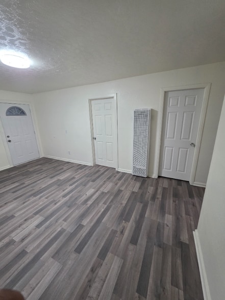 Building Photo - 9208 Park St