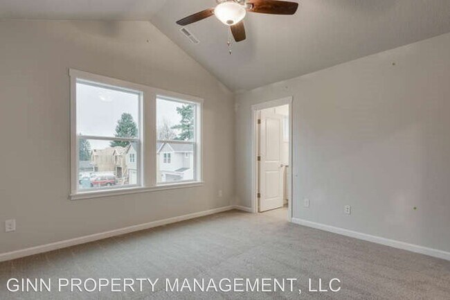 Building Photo - 3 br, 2.5 bath House - 11029 NE 23rd Circle