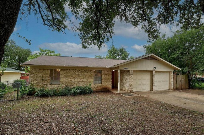 Building Photo - 9620 Chukar Cir