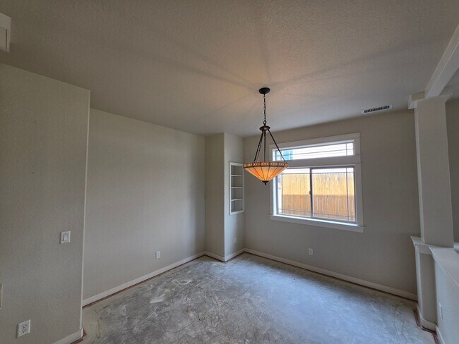 Building Photo - 3722 E Avocet Way