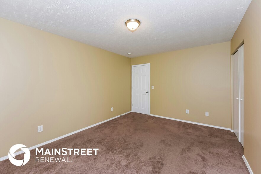 Building Photo - 3249 Woodpoint Dr