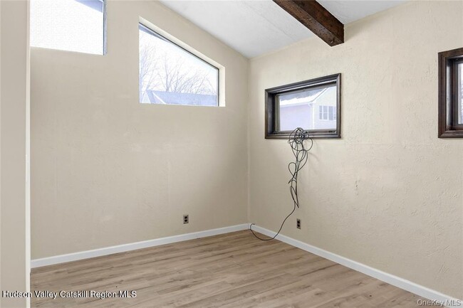 Building Photo - 378 Broadway