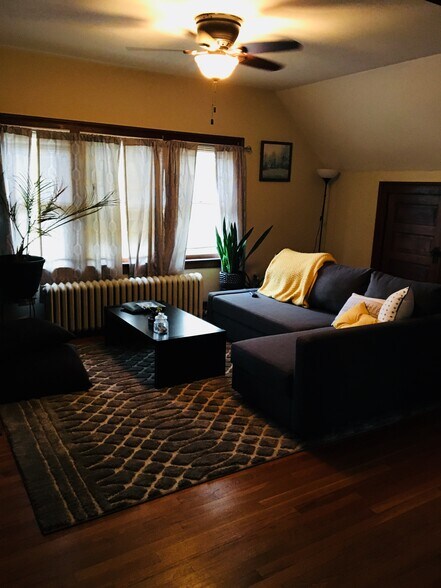 Primary Photo - 175 Alden Ave