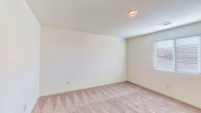 Building Photo - Cozy 2-story, 3BR 2BA townhome in a new community in North Las Vegas.