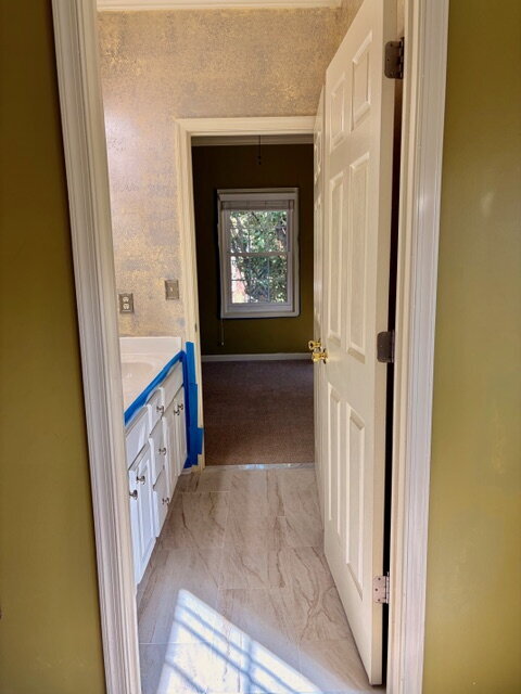 Building Photo - 9008 Doris Dr