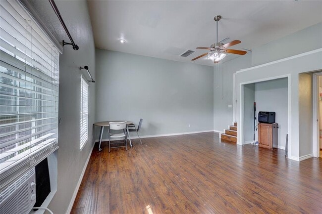 Building Photo - 809 Castle Ridge Rd