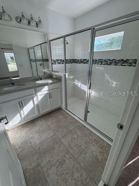 Building Photo - 10155 Grande Lp