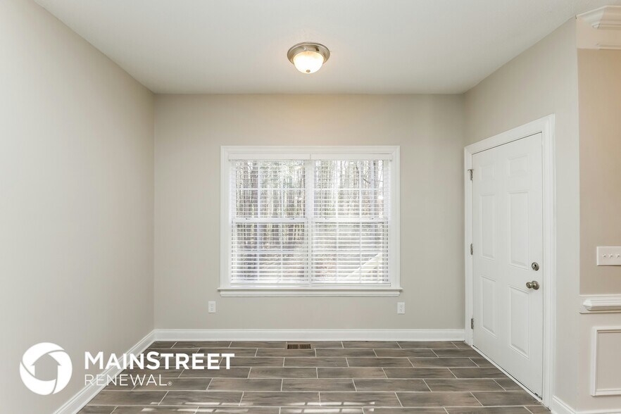 Building Photo - 110 Arborwood Way