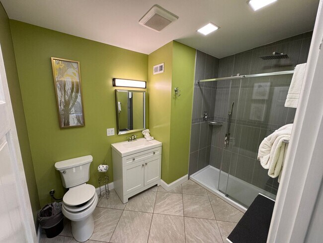 Building Photo - Pet Friendly!!!!