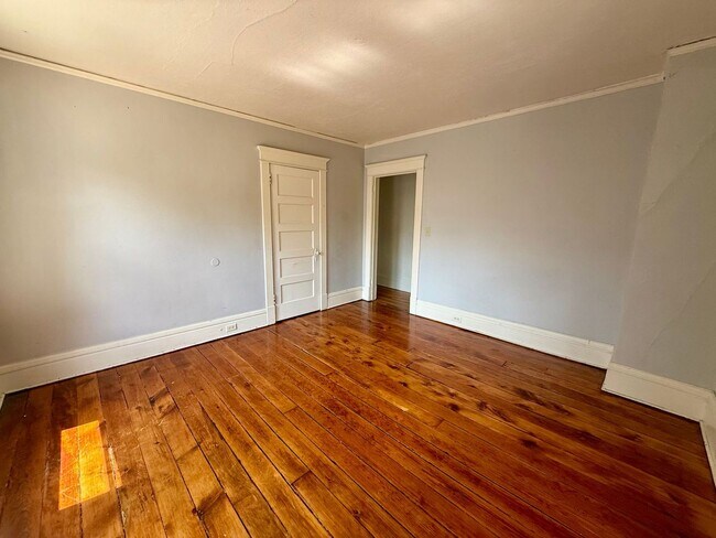 Building Photo - 1339 Grand Ave