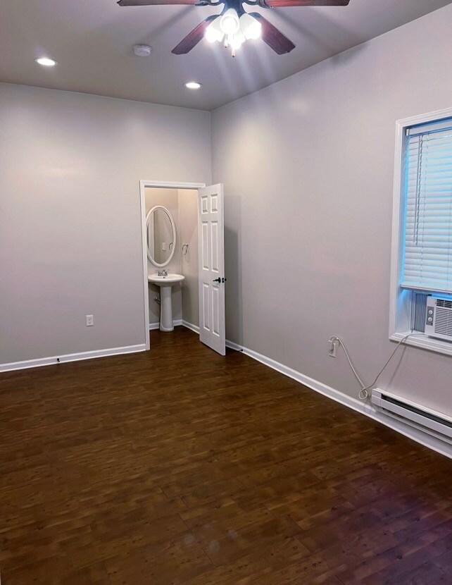 Building Photo - 1333 Saint Johns Ln