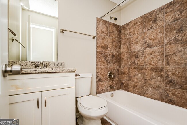 Building Photo - 10253 Commons Crossing