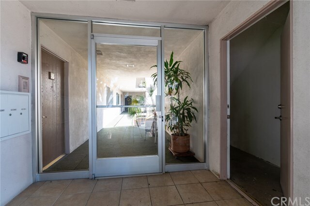 Building Photo - 423 Avenue G