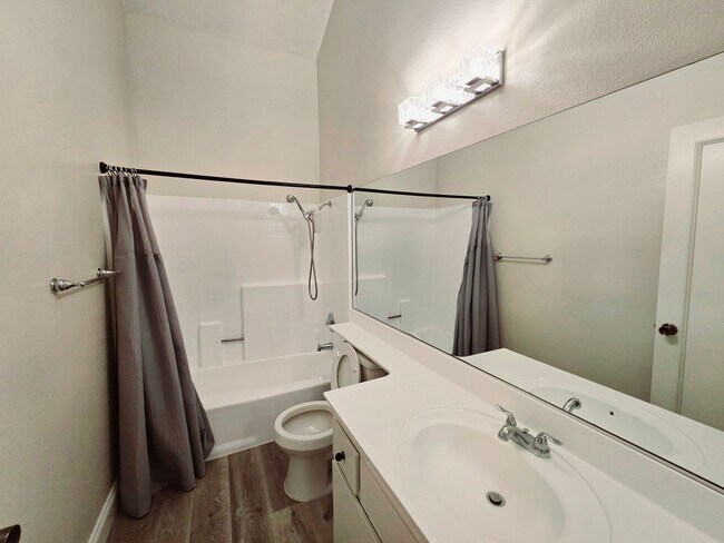 Building Photo - Explore the Allure of Coastal Living!