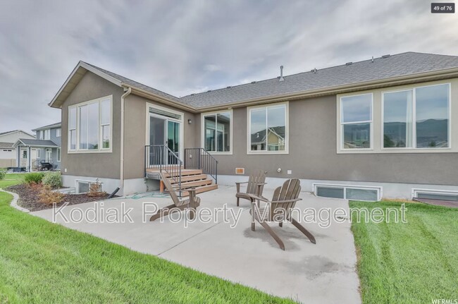 Building Photo - 1463 Kentucky Derby Way